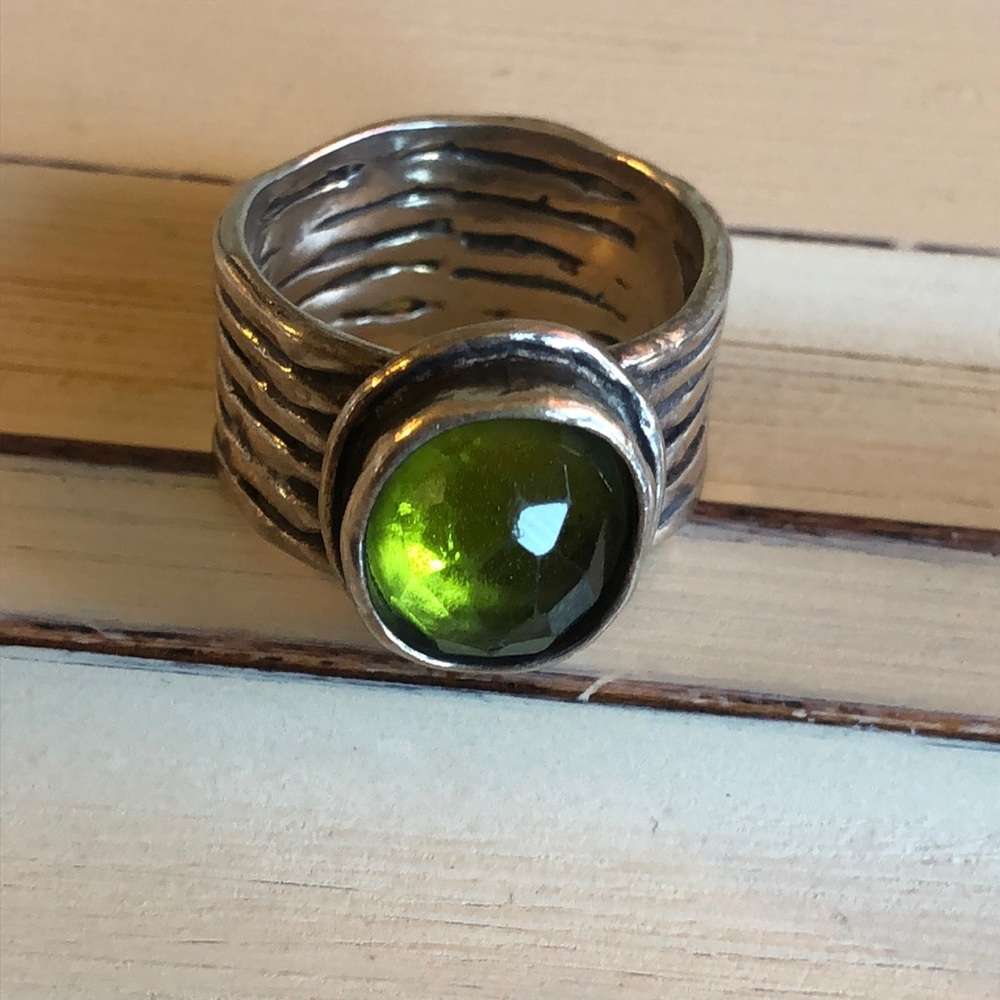 Gorgeous Green Silpada Ring
